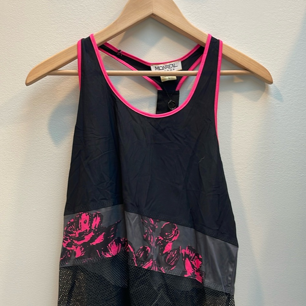 Monreal London small activewear workout top